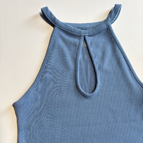 American Eagle Ribbed Cropped Blue Tank Top with Chest Keyhole Size Small - Picture 2 of 9